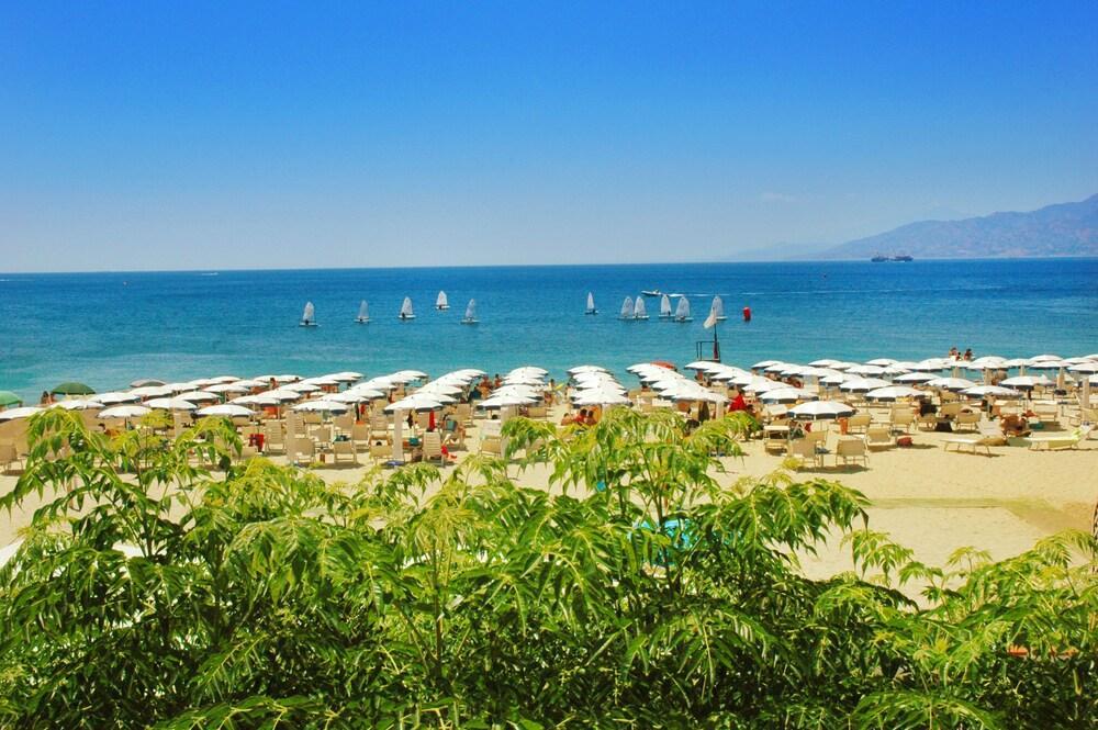 Regent Beach Hotel & Apartments Reggio Calabria Exterior foto